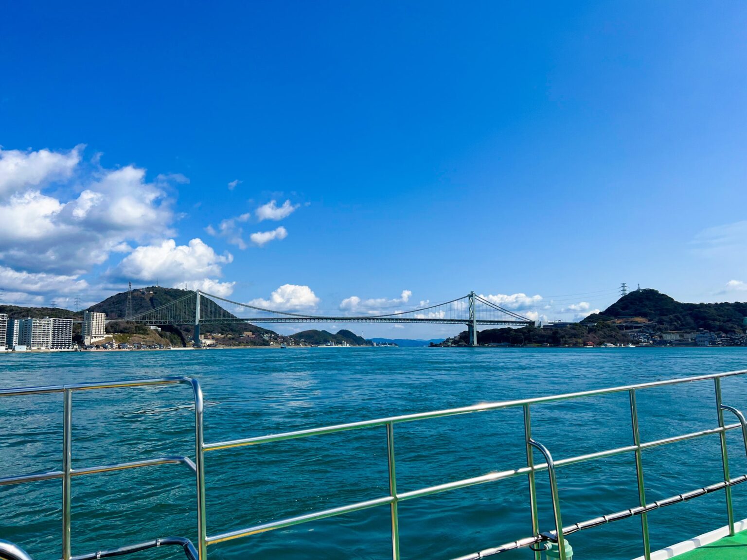 関門海峡を徒歩と船で渡ってきたけど、船の方が圧倒的に面白い
